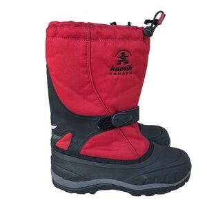 Kamik Kids Red ‎ Black Kids Snow Boots Size 5 Good Condition.